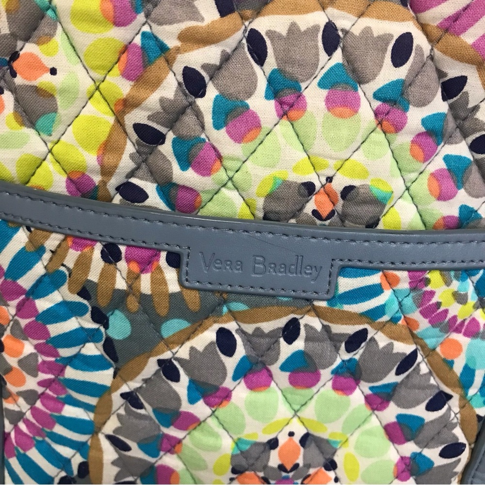 Vera Bradley Tote Sunny Medallion - Picture 10 of 16